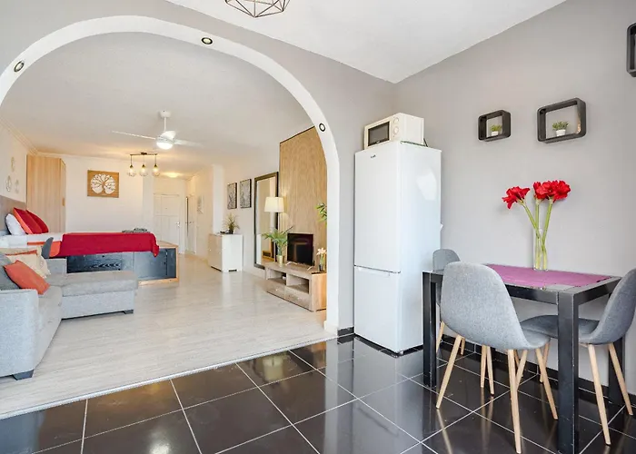 The Sunset View * Адехе