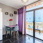 The Sunset View Апартаменти